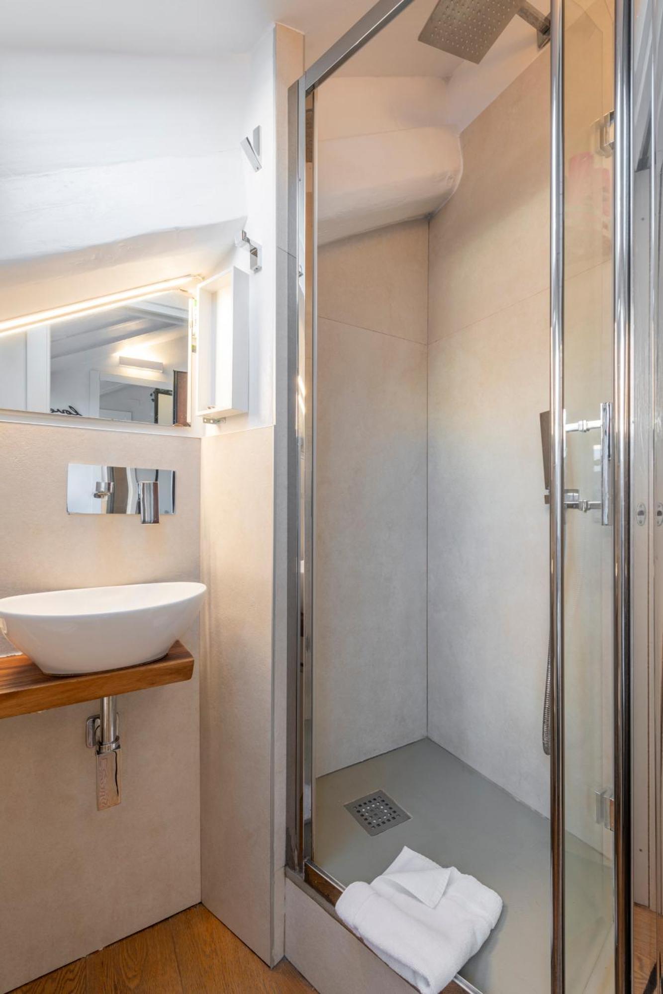 Bright Mini Studio In The Heart Of Milano Ngoại thất bức ảnh